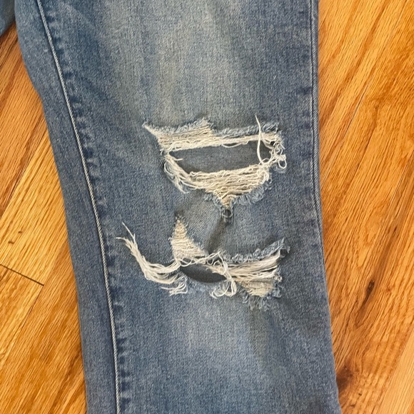 Vervet Blue Distressed Straight Leg Jeans Size 29 Stretchy Denim Medium Wash - Picture 2 of 11